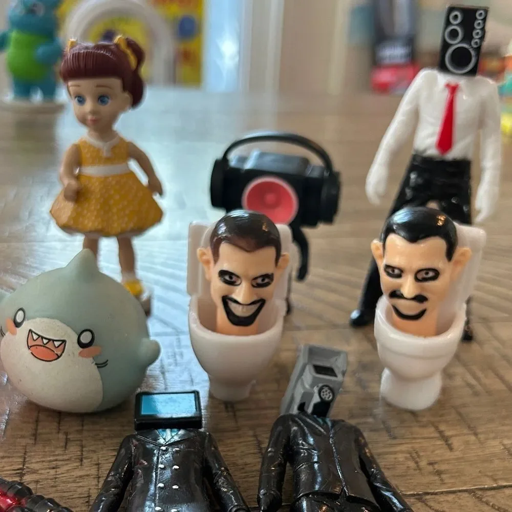 YouTube Figures Skibiti, LankyBox, Siren🚨Heads &Gabby’s Playhouse